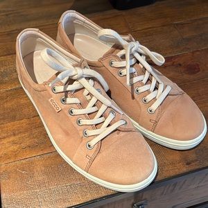 Ecco Leather Sneakers